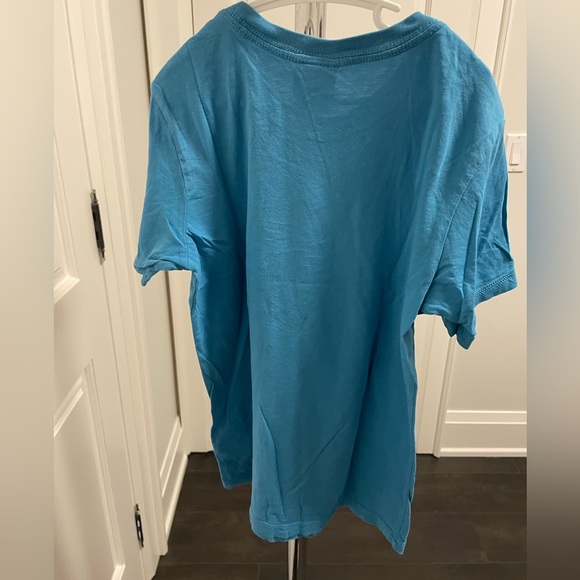 Remove it if you can tee! - Picture 2 of 2